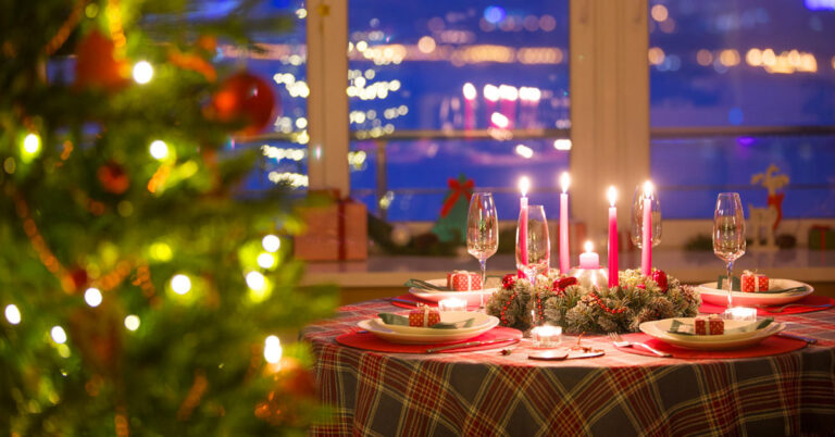 Scegliere la tovaglia di Natale a secondo dello stile di arredamento: le nostre idee Tovaglia Natale