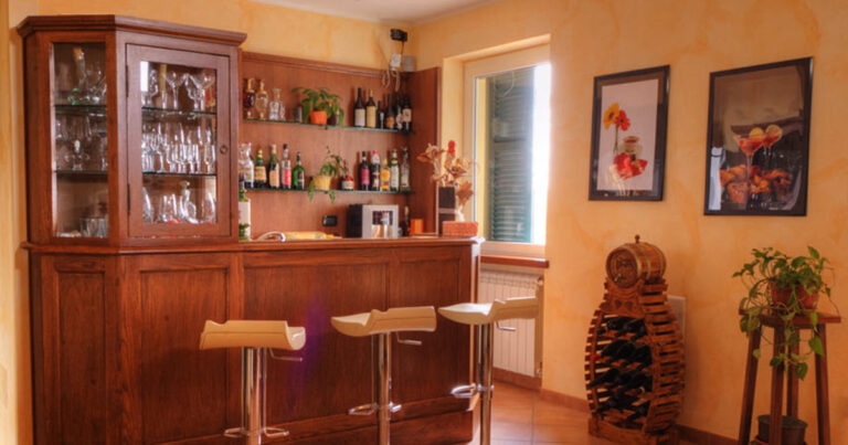 Un angolo bar in casa! 7 magnifiche idee di arredamento angolo-bar-in-casa