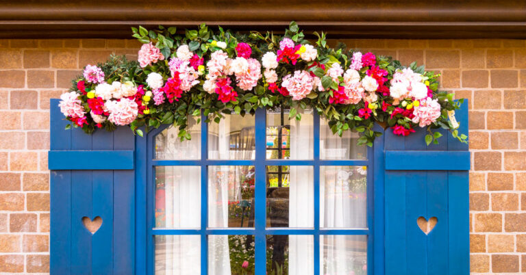 Piante e fiori per abbellire le finestre: 9 ispirazioni da non perdere fiori finestre