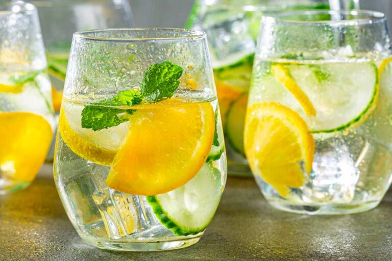 Le bucce del limone o dell’arancia sono utili per il giardino e non solo: ecco perché Bucce del limone o dell’arancia sono utili per il giardino e non solo.