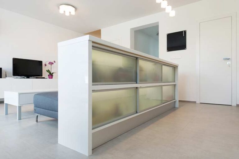 come-separare-cucina-e-soggiorno-9