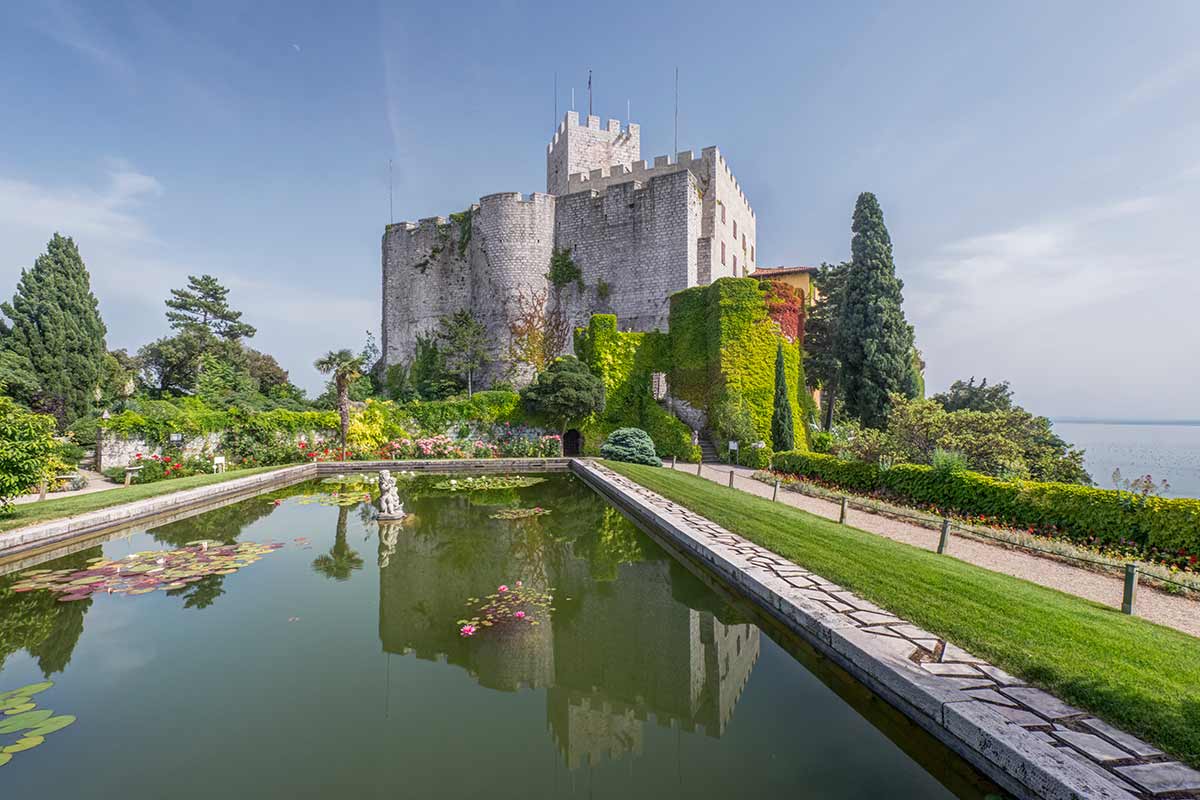 Giardini del castello di Duino.