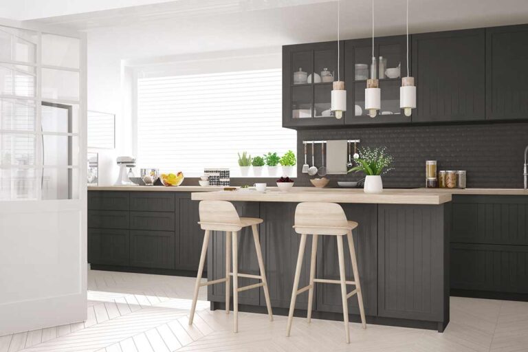 Cucine con isola: come trasformare lo spazio con stile ed eleganza Cucine con isola.