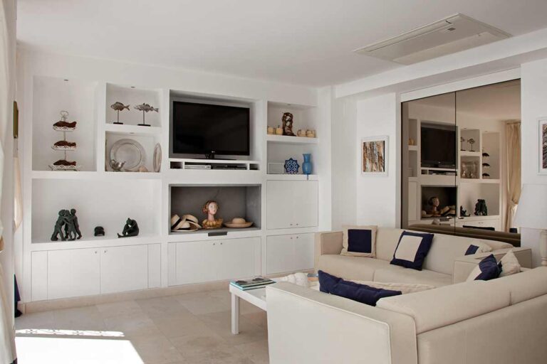 Rivoluziona il tuo spazio con una parete in cartongesso per la TV: consigli e ispirazioni parete in cartongesso per la TV