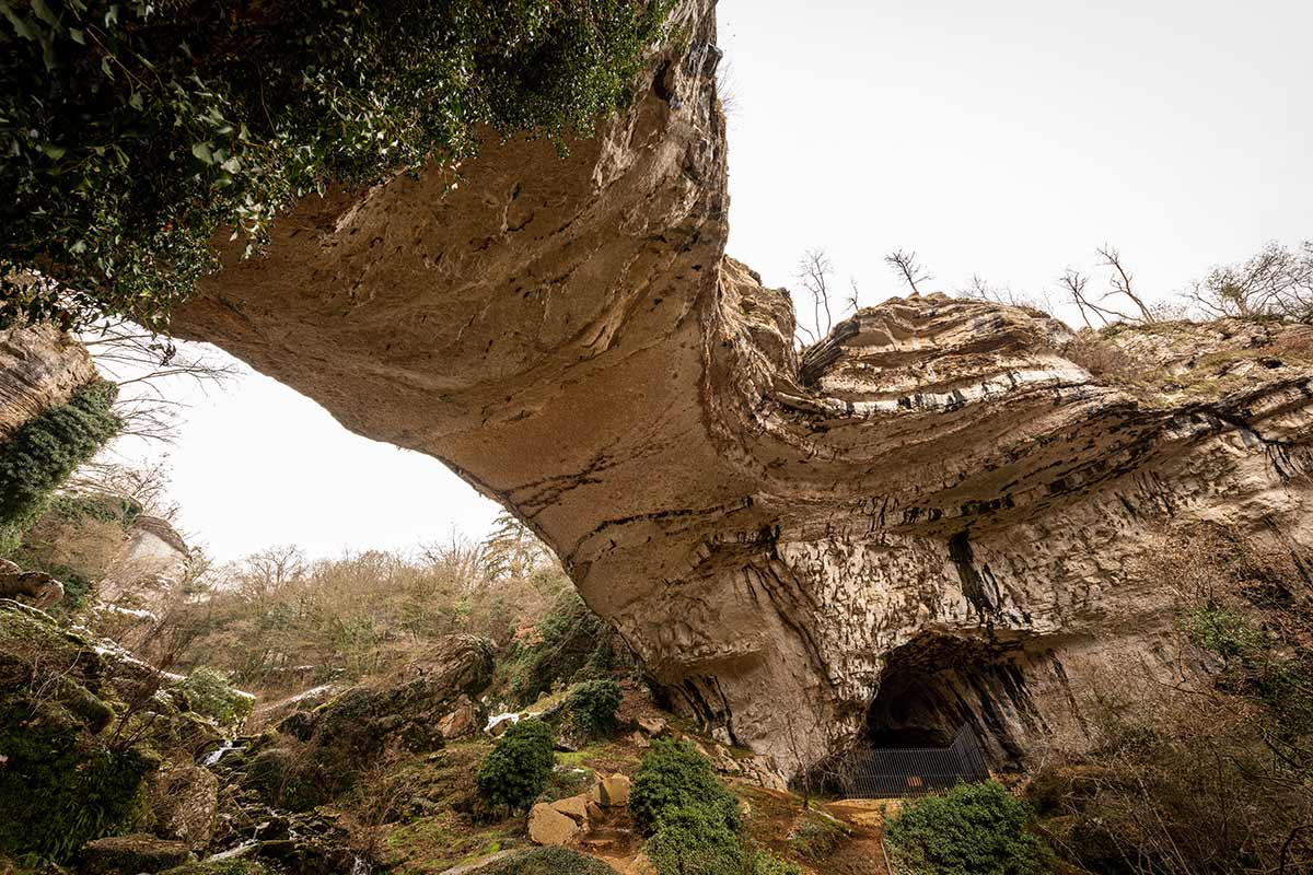 Ponte di Veja visto dal basso.