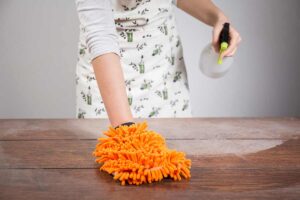 spray cattura polvere fai da te