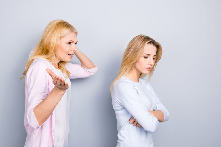 Hai discusso con un amica? Ecco il suo modo di chiedere scusa secondo il suo segno zodiacale scusa segno zodiacale