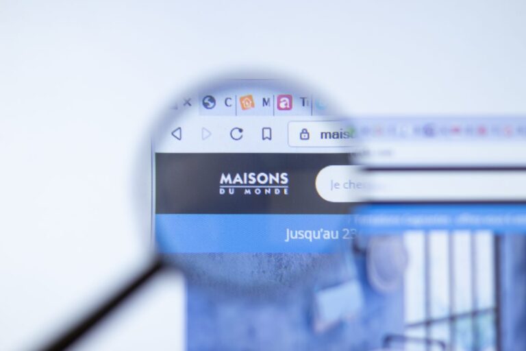 Divani shabby chic Maisons du Monde: il modello in offerta da non farsi sfuggire Barcelone divani