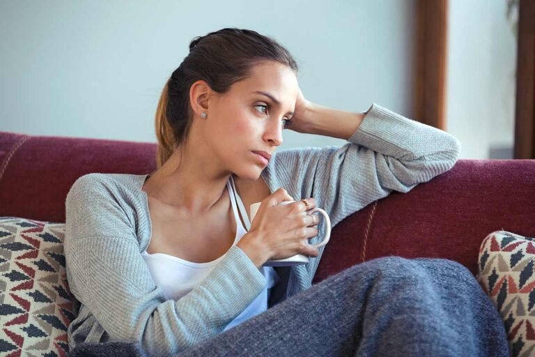 Affrontare l'ansia mattutina: consigli pratici per un risveglio più sereno ansia mattutina