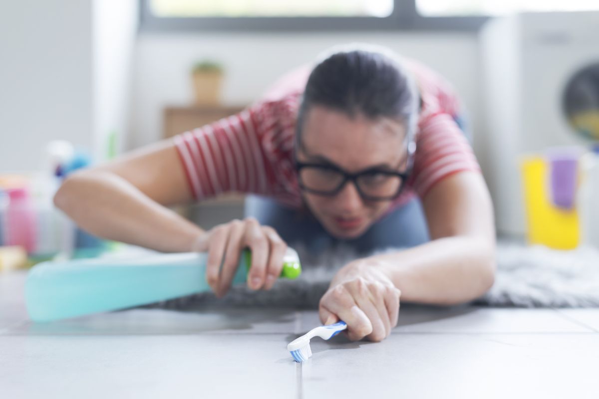 Segreti per fughe del pavimento come nuove