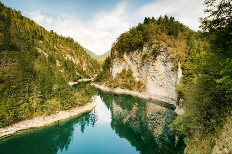 Giro ad anello del lago di Senaiga: la tua avventura in natura Giro ad anello del lago di Senaiga