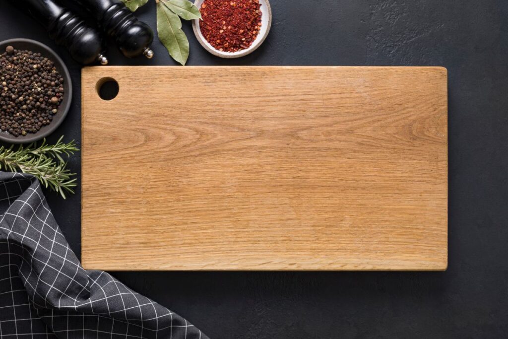 lavare i taglieri in legno senza rovinarli