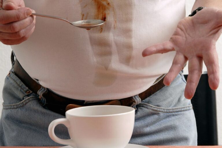 Consigli per rimuovere le macchie di caffè