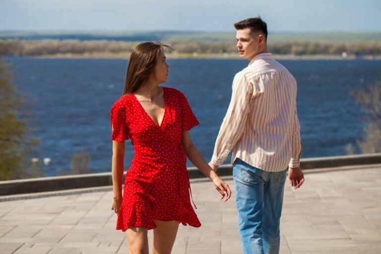 Scopri i 4 segni zodiacali che vivono l'innamoramento a prima vista amore a prima vista