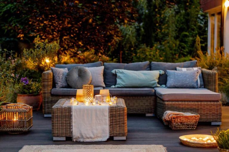 Come arredare il terrazzo in autunno: idee creative per un outdoor magico e accogliente decorazioni autunnali per il terrazzo