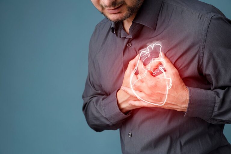 Infarto: i 3 segnali da conoscere che possono salvarti la vita quali sono i sintomi dell'infarto