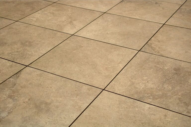 Pulire gres porcellanato correttamente