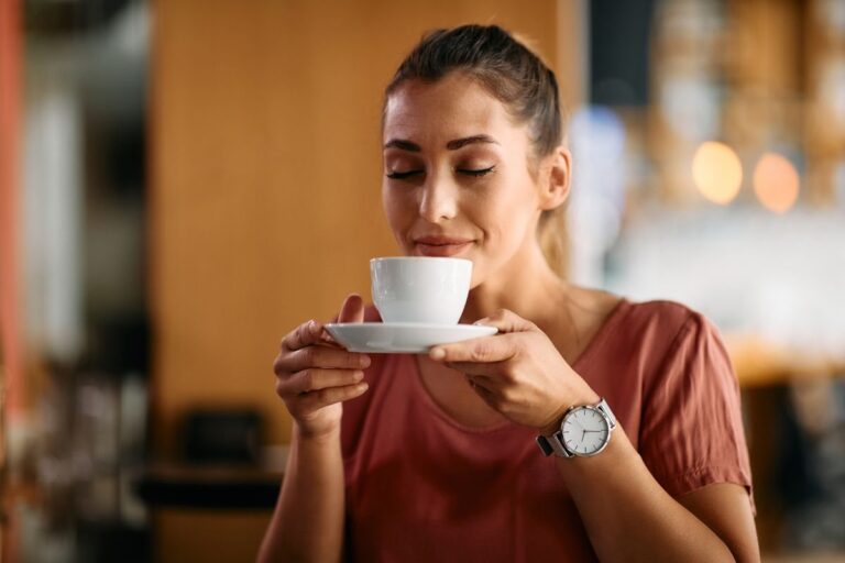 Caffè: quando berlo per massimizzare i benefici e ridurre gli effetti negativi Come e quando bere il caffè