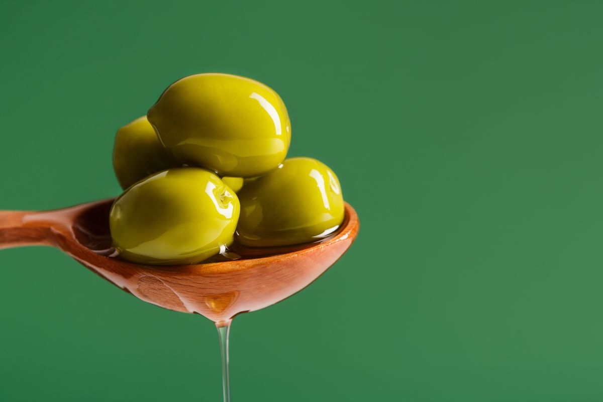 Come preparare olive in salamoia