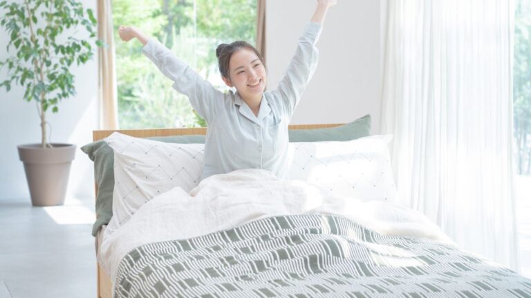 Dormire 46 minuti in più migliora gratitudine e benessere: ecco perché cosa succede se dormi 46 minuti in più