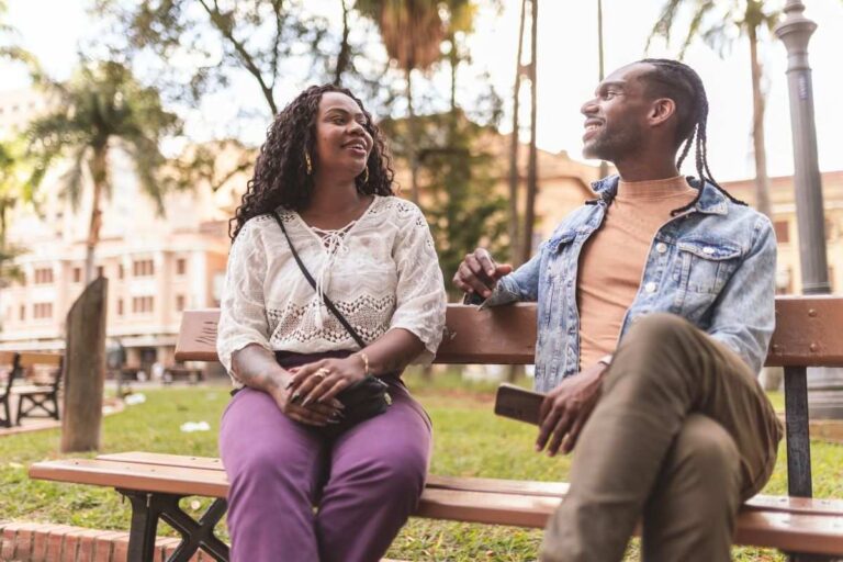 Innamorata del tuo migliore amico? Segnali per capire se anche lui prova qualcosa di più come capire se sei innamorata del tuo migliore amico