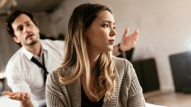 Astrologia e amore: i 5 peggiori abbinamenti zodiacali per relazioni a lungo termine 5 abbinamenti zodiacali che non funzionano in coppia